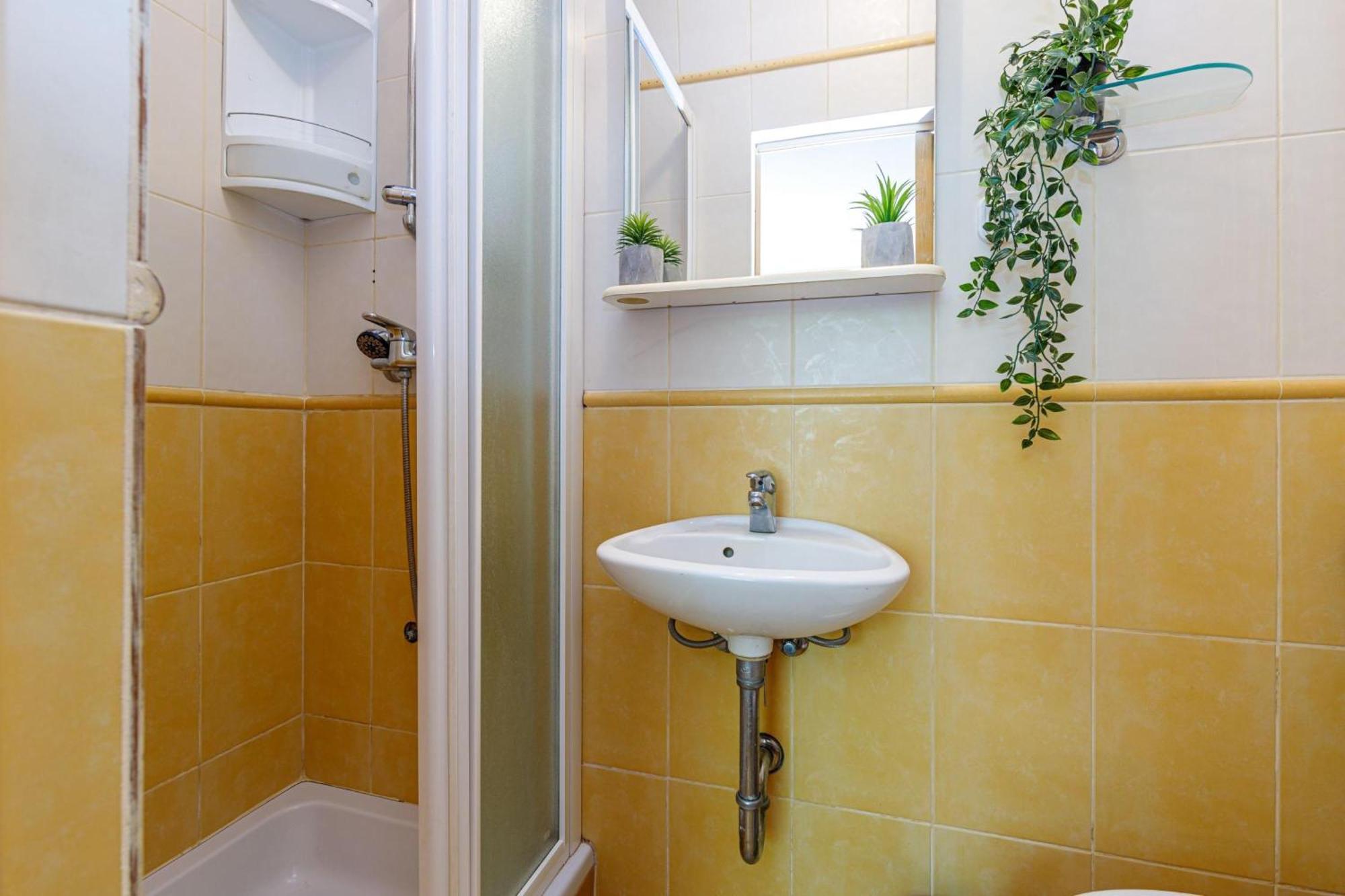 Seaview Apartment Tina Krk Island - Happy Rentals Krk Town Exterior foto